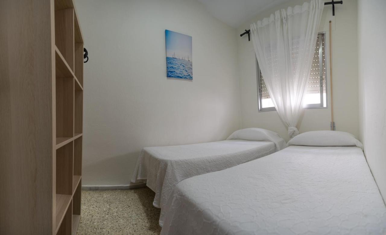 Delfín Playa Basic Ha Apartment Cádiz Exterior foto